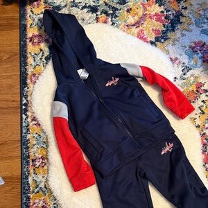 Kids Washington Capitals Hooded Tracksuit size small 4